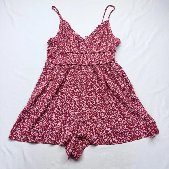 American Eagle Outfitters Red Floral Romper w/ pockets - Picture 1 of 12